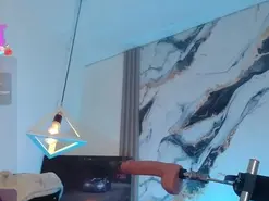 Amateur Free Porn Cam of agatha_monfort1