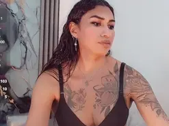 Amateur Free Live Porn of khiara_moretti