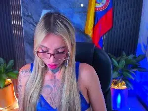 Cam4 Private Sex Chat of Valentynaforero