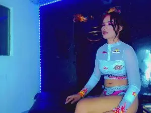 Cam4 Sex Chat of DominantDoll_D
