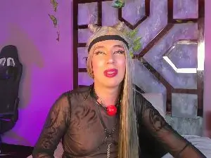 Cam4 Watch Live Sex Cams of LILY_GARCIAXXX