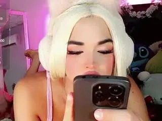 Camsoda Live Sex Cam of kattievsweet