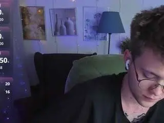 Camsoda Sex Cam of tomasnorton