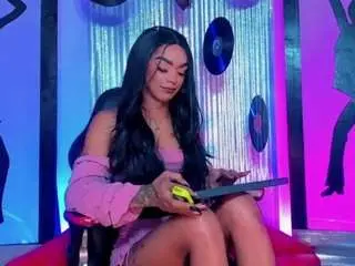 Camsoda Free Porn Cam of nickyminach