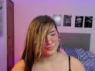 Camsoda Sex Cam of valentinasampaio