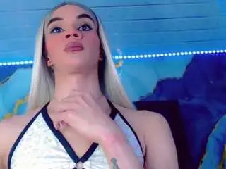 Camsoda Free Live Porn of hotsexygirlsglove