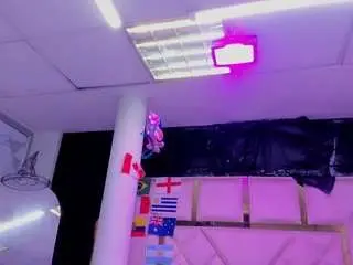Camsoda Sex Cam of allison69ts