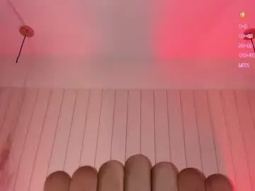 Chaturbate Best live sex cam show of nickiwestt___