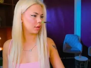 Chaturbate Live Sex Cam of eva_drive