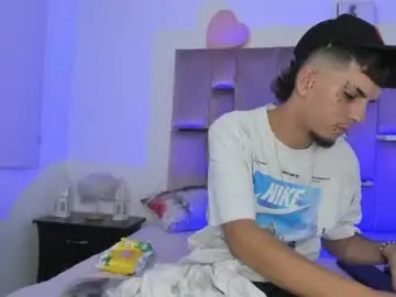 Chaturbate Live Sex Cam of chocobunny1