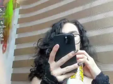 Chaturbate Live Sex Cam of shammy_rosse
