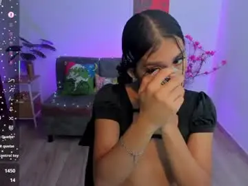 Chaturbate Sex Cam of camila_harperr