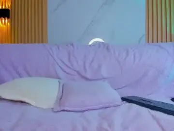 Chaturbate Live Sex Cam of valentinaliux_