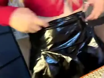 Chaturbate Live Porn of kylie_iyutera