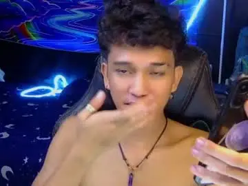 Chaturbate Free Live Porn of ken_bigcockxx