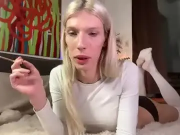 Chaturbate Sex Cam of hung_angel_xxl