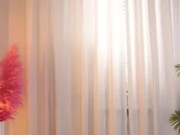 Chaturbate Adult Webcam of chiaraamore