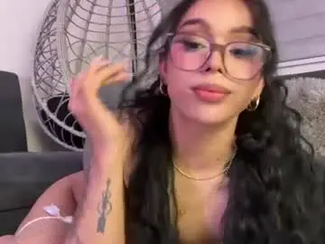 Chaturbate Nude Webcam of samanthabernardo_