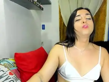 Chaturbate Adult Webcams of sarahjey