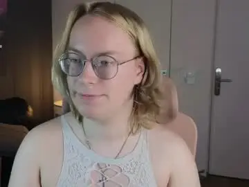 Chaturbate Live Sex Cam of amanda_butlerr