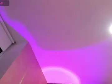 Chaturbate Live Sex Cam of sweet__vanessa1