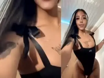 Chaturbate Live Sex Cam of clermontt