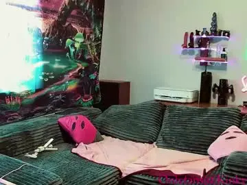 Chaturbate Live Sex Cam of kinkytsmami