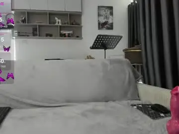 Chaturbate Live Sex of silverfoxxxxy