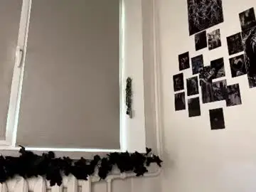 Chaturbate Live Sex Cam of elenacastellani