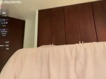 Chaturbate Sex Chat of cutiepiemiu