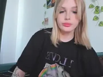 Chaturbate Adult Webcam of krisi_myrr