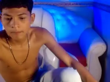 Chaturbate Live Sex Cam of samy_millers