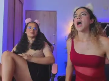 Chaturbate Watch Live Sex Cams of mariiahneedles