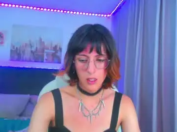 Chaturbate Live Sex Cam of goth_minerva