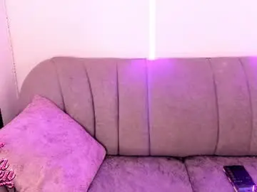 Chaturbate Live Sex of tinaqueen_