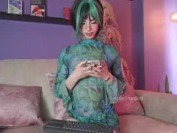 Chaturbate Watch Live Sex Cams of roselinedior