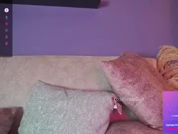Chaturbate Nude Webcam of roselinedior
