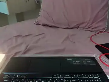 Chaturbate Live Sex Cam of celine_rose