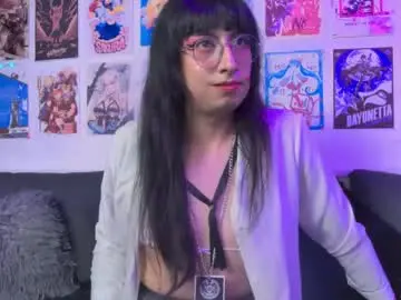 Chaturbate Best live sex cam show of snowblack_
