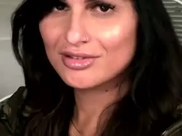 Chaturbate Free Porn Cam of kxaxmichelle