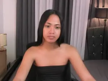Chaturbate Free Porn Cam of hugecock_pretty123