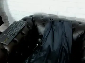 Chaturbate Live Sex Cam of yuri_kay