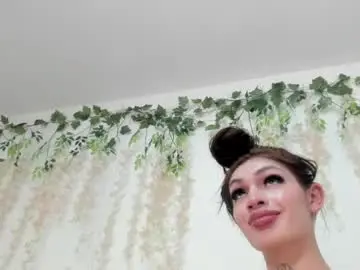 Chaturbate Live Sex Cam of liz_lunaa