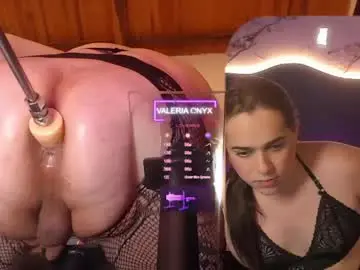 Chaturbate Watch Live Sex Cams of valeriaonyx