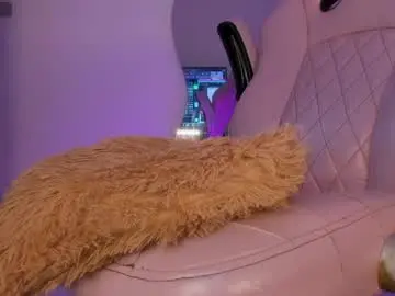 Chaturbate Free Porn Cam of mia_royal