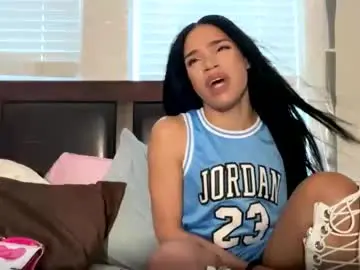 Chaturbate Live Sex Cam of dynasty313