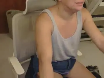 Chaturbate Adult Webcams of averageuncut1