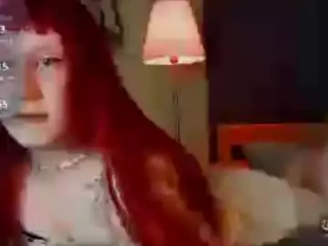 Chaturbate Live Sex Cam of lia_grl