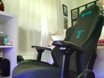 Chaturbate Live Sex Cam of cuteypi