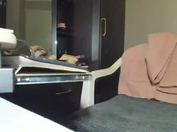 Chaturbate Live Sex Cam of angelchezcka